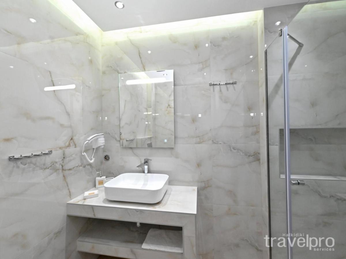 Sabbia Apartments Seafront By Rentalspro Services - Nea Moudania Halkidiki מראה חיצוני תמונה