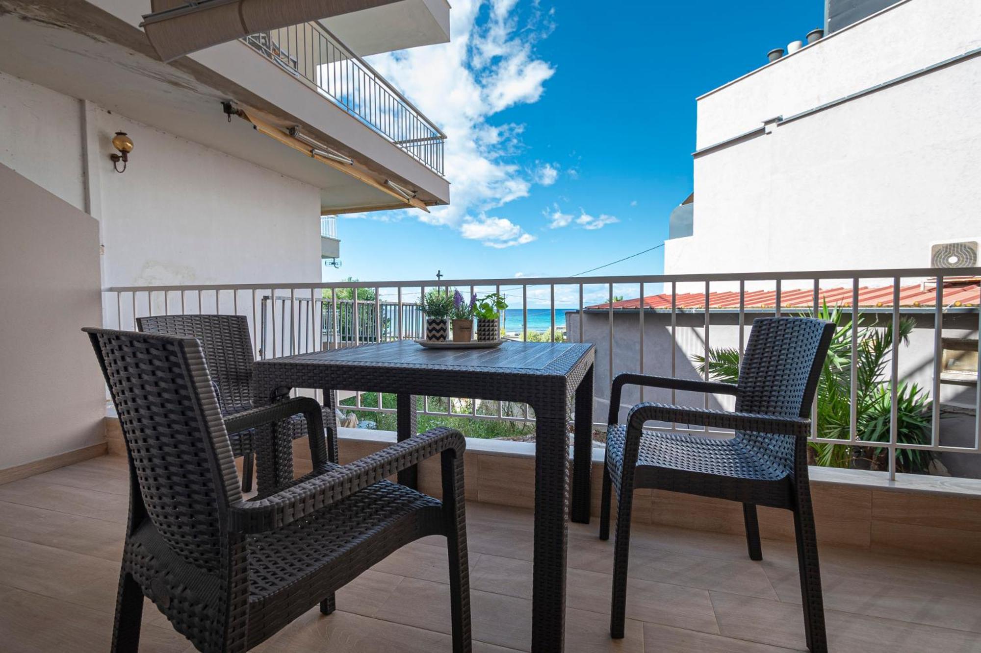 Sabbia Apartments Seafront By Rentalspro Services - Nea Moudania Halkidiki מראה חיצוני תמונה